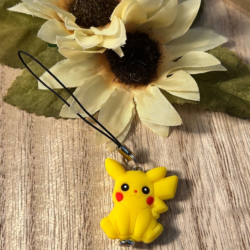 Pikachu Phone Charm